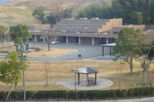 久留米火葬場外観